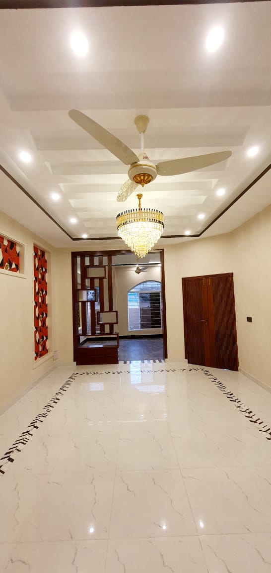 House For Sale | 7 Marla | Bahria Town | Phase-8