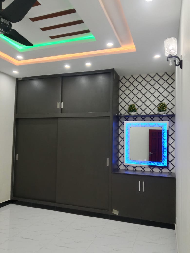 7 Marla House For Sale | Usman Block | Phase-8 | Bahria Town